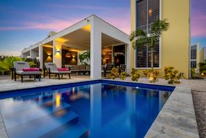 Delfins Residences - 4-Bedroom Premium Residence private pool