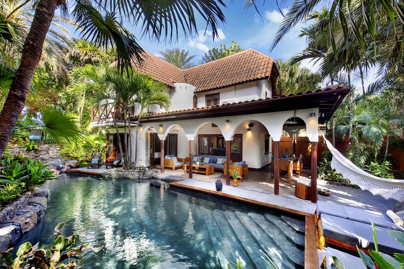 Baoase Luxury Resort - Superior Private Pool Villa