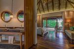 Constance Moofushi Resort - Beach Villa