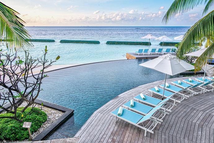 Constance Moofushi Resort - Algemeen